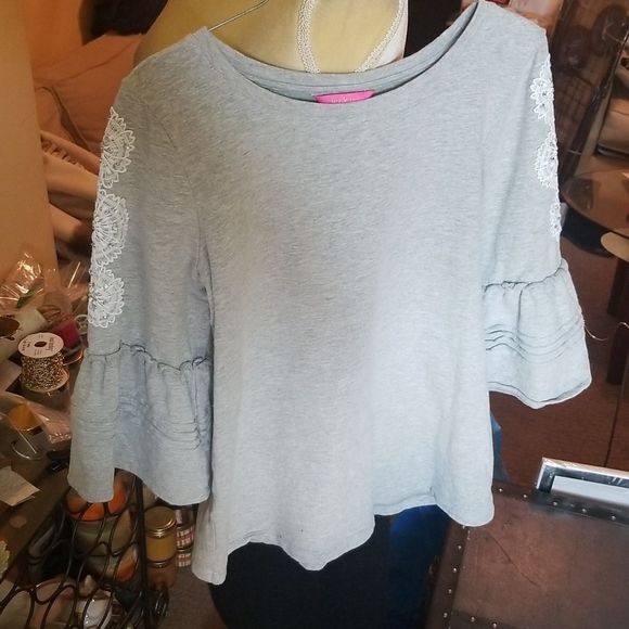 Lilly Pulitzer Fatima Heather Gray Embroidered Lace Rhinestone Sweatshirt Sz. M - Picture 10 of 10